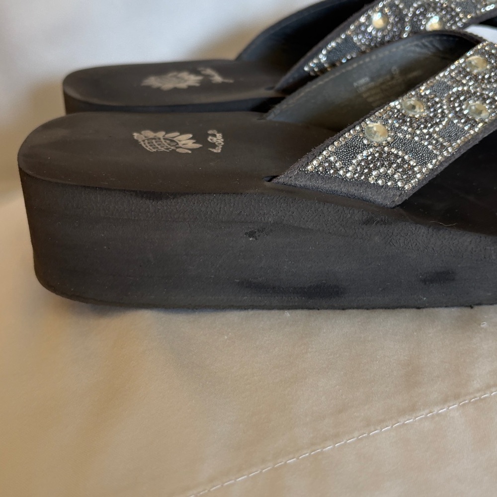 Yellow Box dark grey and Silver Embellished Sandals - Picture 6 of 8